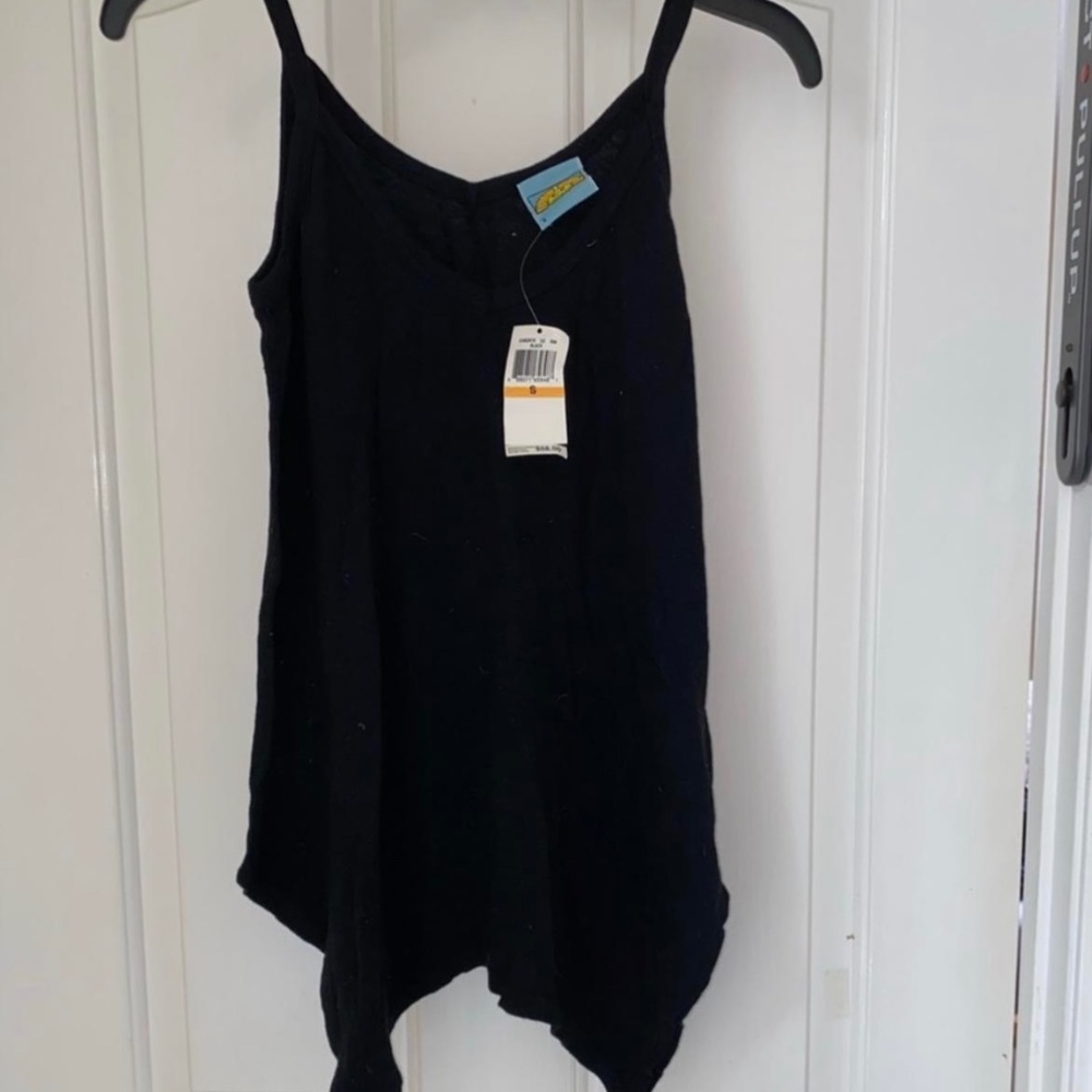 C&C California black tunic tank top BNWT